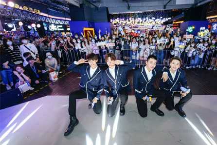 明星代言廣告投放咨詢電話400-158-3088